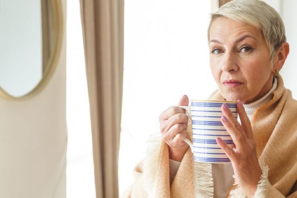 Сын женился на женщине с двумя детьми и хотел привести их в мою квартиру, но я отказалась