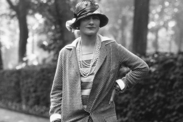 Почему Коко Шанель страдала из-за худобы и отомстила всем пышненьким женщинам