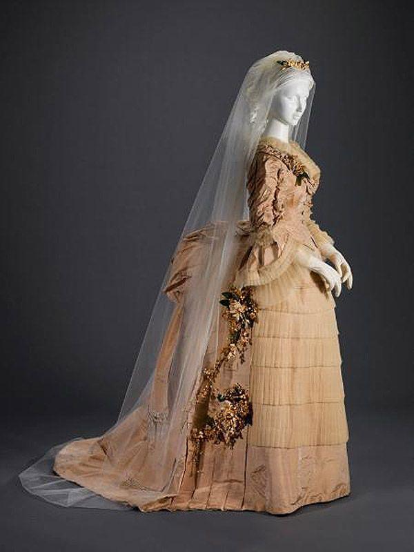 старинное свадебное платье