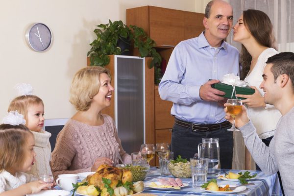 Как отбрить невестку, что жалуется на сына