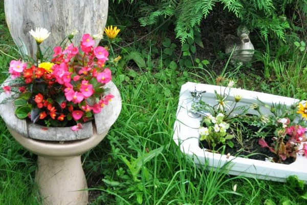 Несколько идей для обустройства клумбы в саду