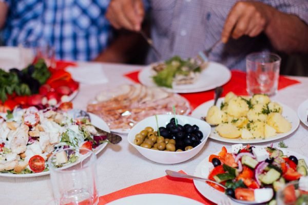 Решила устроить пышное застолье в честь новоселья, кто ж знал, что я так сильно об этом пожалею