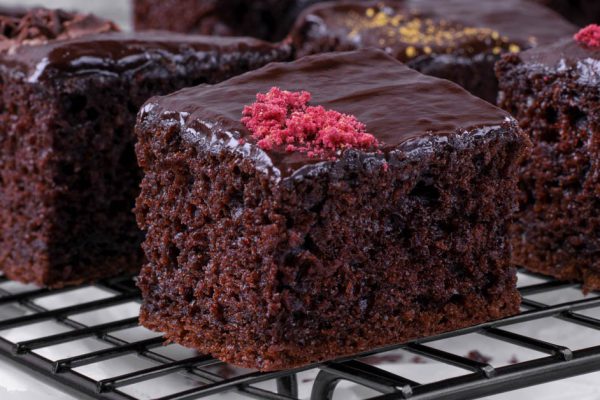 Кулинарный блогер добавила кабачок в шоколадный брауни, и он приобрел небывалую сочность