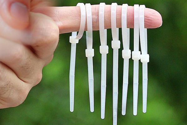 Как использовать кабельную стяжку в быту (не по назначению)