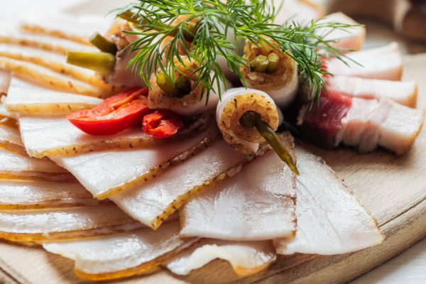 Как засолить сало в домашних условиях