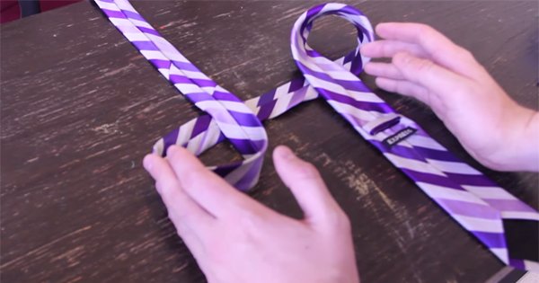 Как завязать галстук за 10 секунд? Теперь все мужчины будут спасены!
