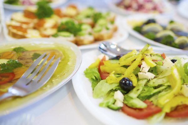 Стоит ли разводиться, если муж не поздравил с 8 Марта