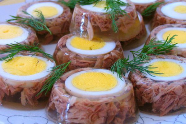 Раскрываем секреты вкуснейшего холодца. Теперь точно застынет!