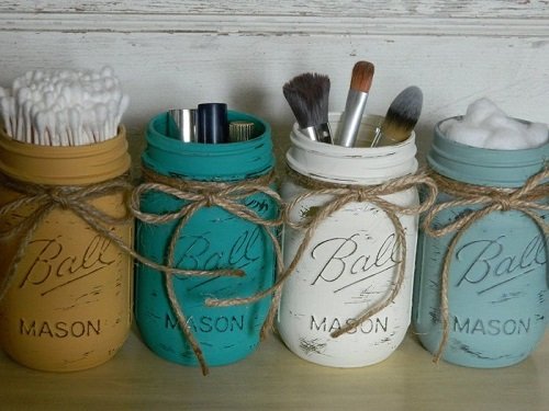 банки в интерьере