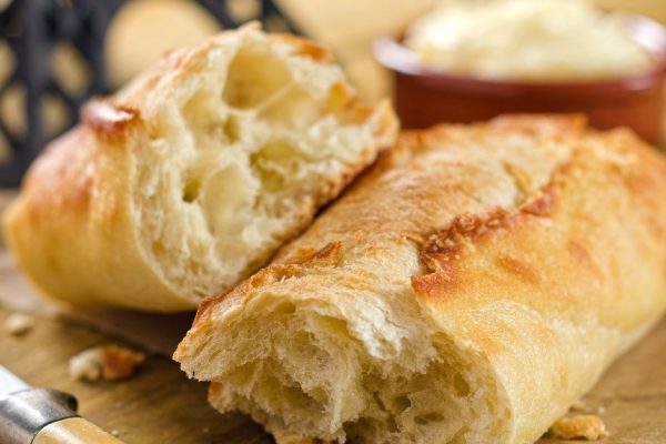 Рецепт французского багета и как его испечь в домашних условиях