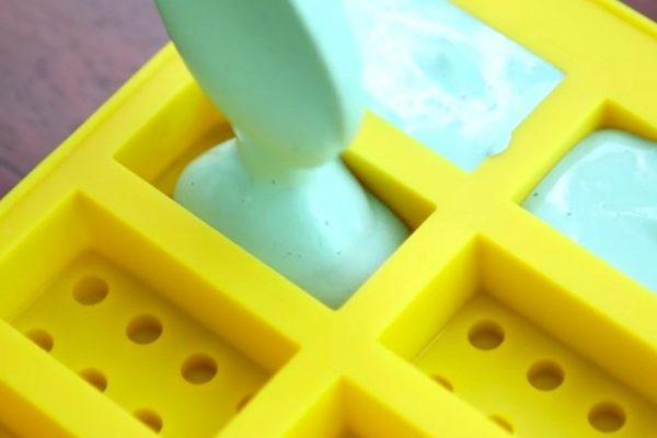 Вот почему я храню кусочек мела в ящике со столовыми приборами! Эти 14 трюков удивительны…