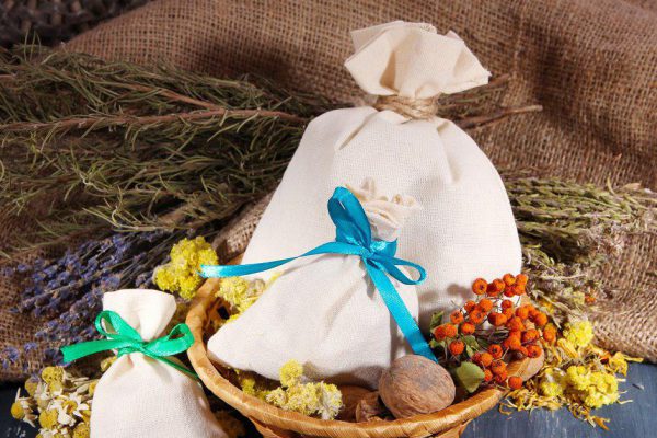 Как ароматизировать пространство в шкафу