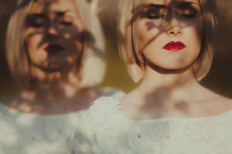 близкие отношения с сестрой