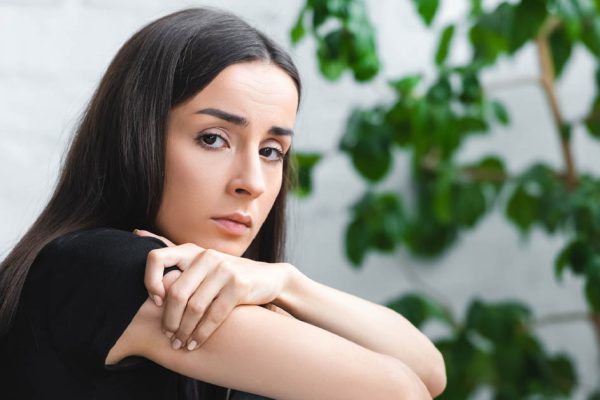 Почему одни женщины легко выходят замуж и устраивают личную жизнь, а другие страдают от одиночества