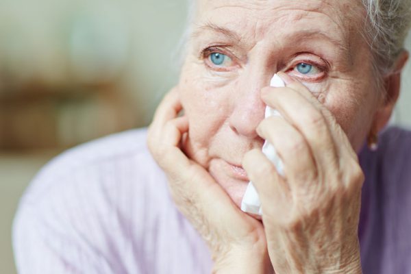 Никогда не думала, что родной ребенок выставит меня за дверь, оставив без гроша