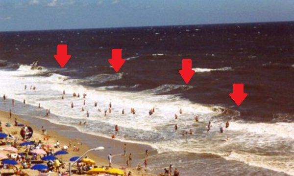 отбойное течение