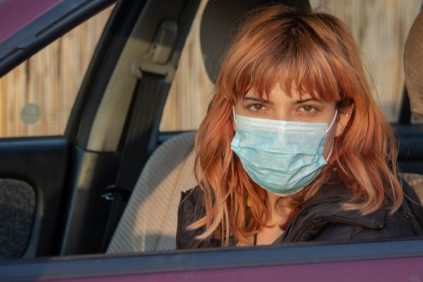 Чем отличаются лицевая и изнаночная стороны стерильной маски