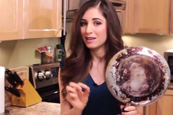 4 способа очистить кухонную утварь от нагара. Пожалуй, это самые эффективные методы!