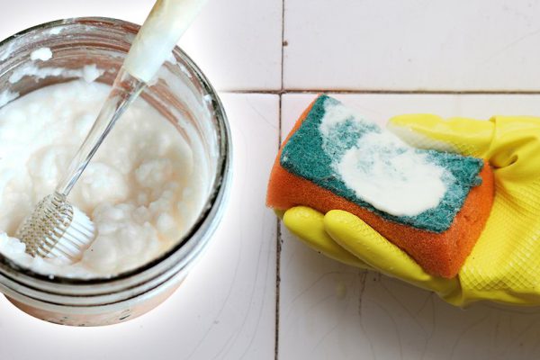 На швы между плиткой в ванной уже невозможно было смотреть, метод свекрови выручил