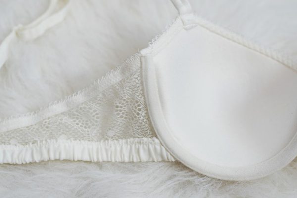 Бабушкины способы отбеливания белья из деликатных тканей