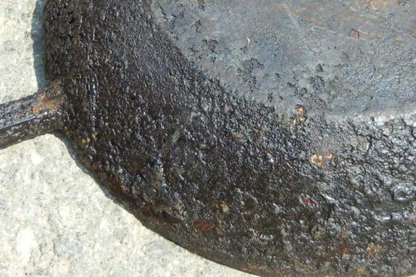 Копоть, жир и застарелый нагар убираются вмиг, нужно лишь знать пару приемов