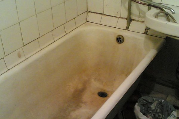 Народные методы отмывания ванн, чтобы сделать конфетку из неухоженной бедняжки