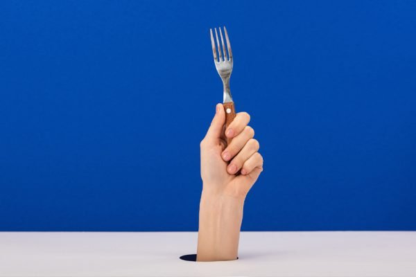 Чтобы зло вернулось врагам в один миг, проткни эту вещь вилкой, мощный ритуал