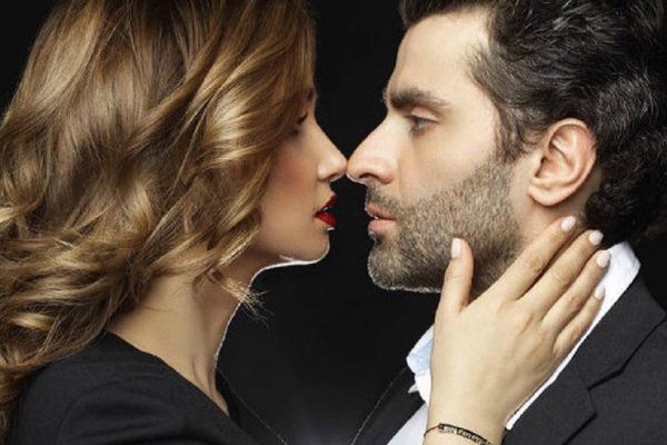 «Наша пара распалась! Но мы не перестаем быть семьей для нашего сына», — Анфиса Чехова о своем разводе с мужем.