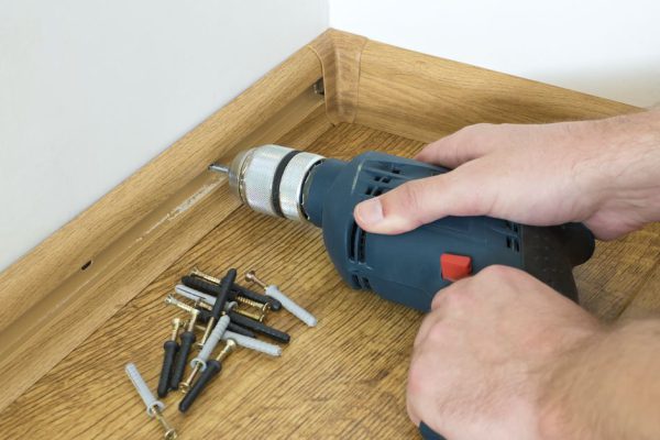 Почему дизайнеру жутко стыдно за клиентов, подбирающих плинтус под цвет пола