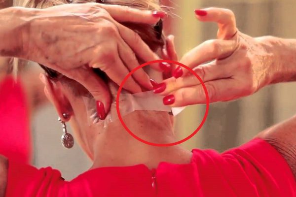 Самый быстрый метод омоложения! Возьми кусок клейкой ленты и спрячь под…