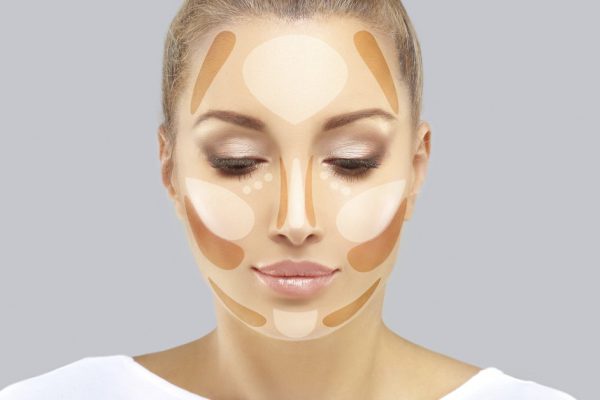 Когда хайлайтер поможет выглядеть моложе дочери