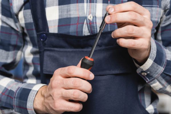 Скрытые возможности обычной отвертки