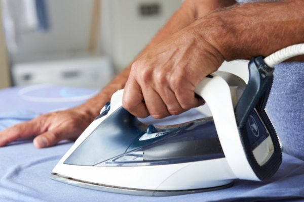 Почему вещи нужно правильно проглаживать даже после тщательной стирки