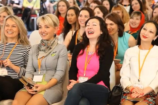 Сплошное достоинство: психолог рассказал, как повысить самооценку.