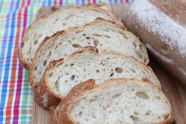 кусочки хлеба