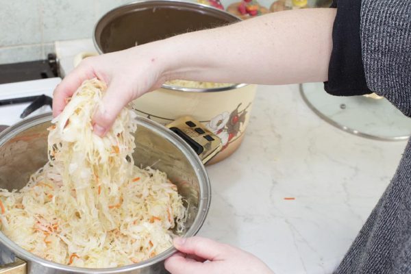 Мишленовские шефы вовсю квасят капусту, ведь на Западе уважают ферментированные продукты