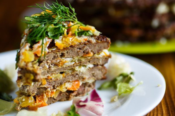 liver pie layer cake stuffed with carrots and onions