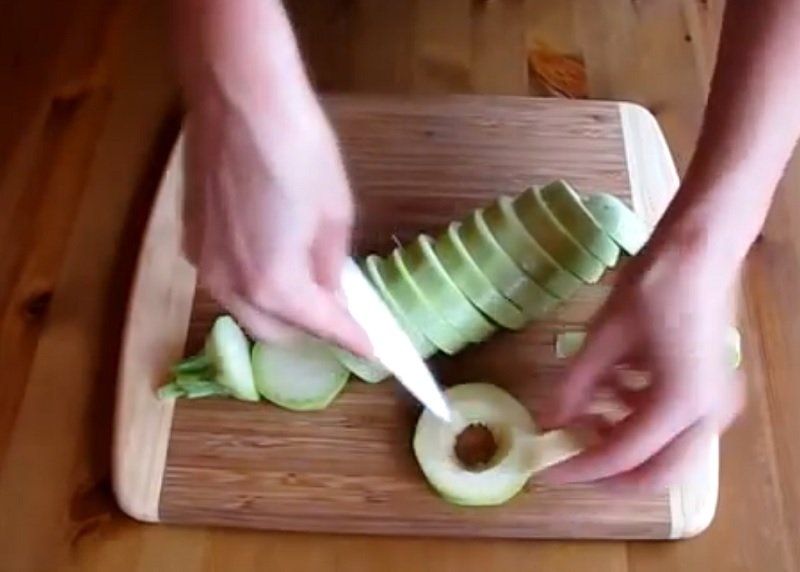 кабачки фаршированные мясом в кляре