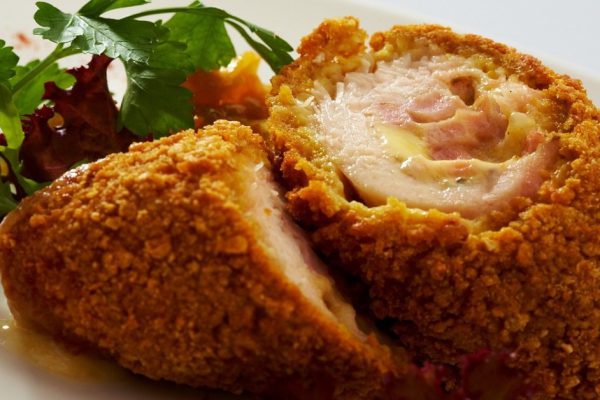 Инструкция по приготовлению котлет по-киевски из куриной грудки