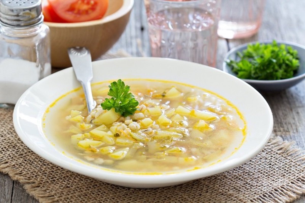 Чтобы согреться в холода, нужна тарелочка сытного рассольника, найдена формула идеального супа