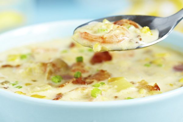 Сырный суп, который свекровь варит в морозные дни, вспоминая о Швейцарии