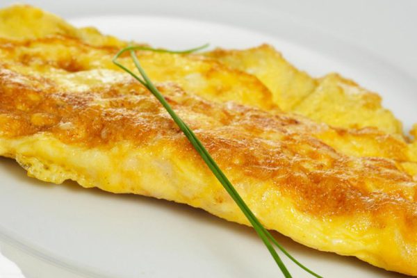 Как приготовить омлет-рулет