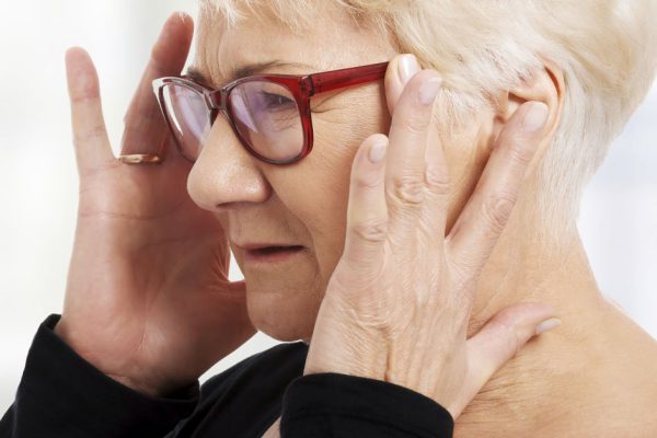 Приняла решение переписать квартиру на дочь, а сына оставить с носом