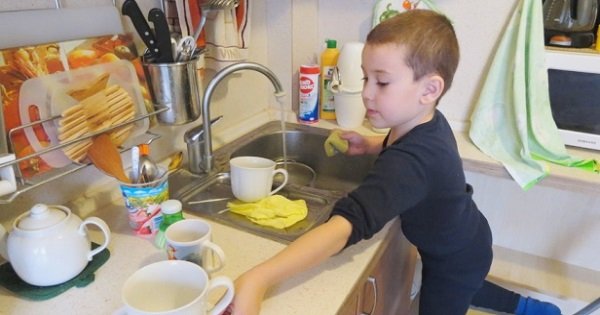 Как растить детей и следить за домом, не ударив пальцем о палец!