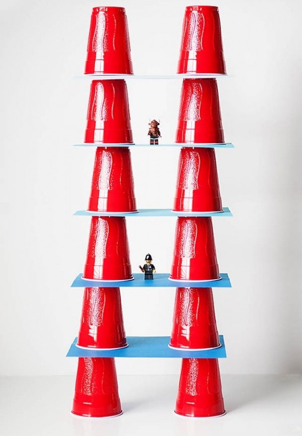 башни из стаканов