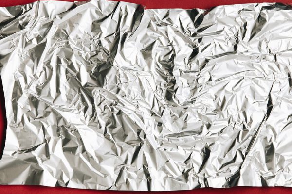 Почему стоит делать формы для куличей из фольги