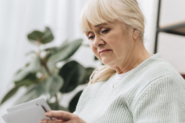 Плевалась, глядя на свои фотографии, наконец-то научилась делать прелестные селфи