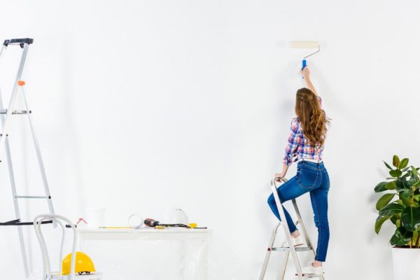 Как из маленькой однушки сделать вместительную и уютную квартиру