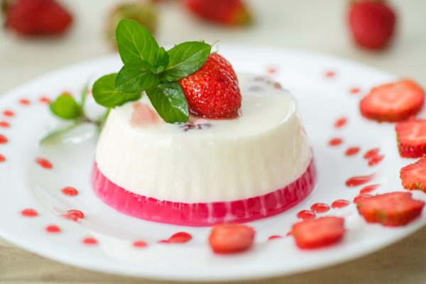 Рецепт молочного суфле в виде арбузных долек