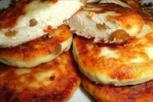 У каких хозяек разваливаются сырники и как нежно им помочь